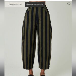 Elegant Striped Black and Green Cropped Pants